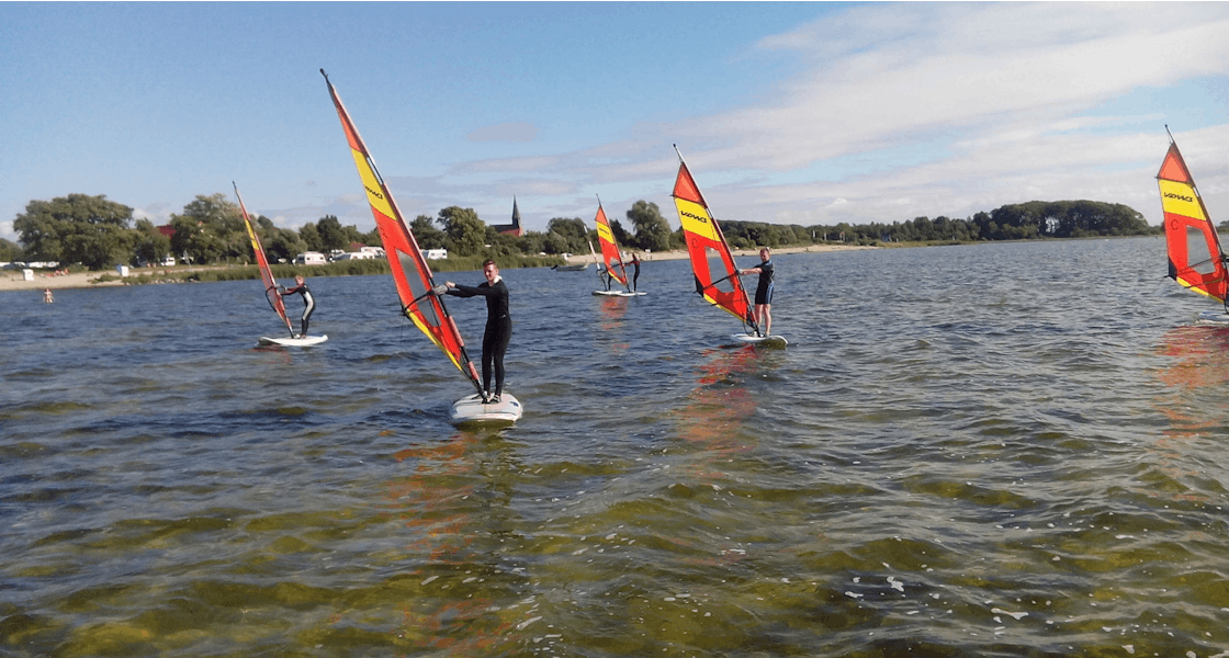 Surfschule & Segelschule Wikingsurf