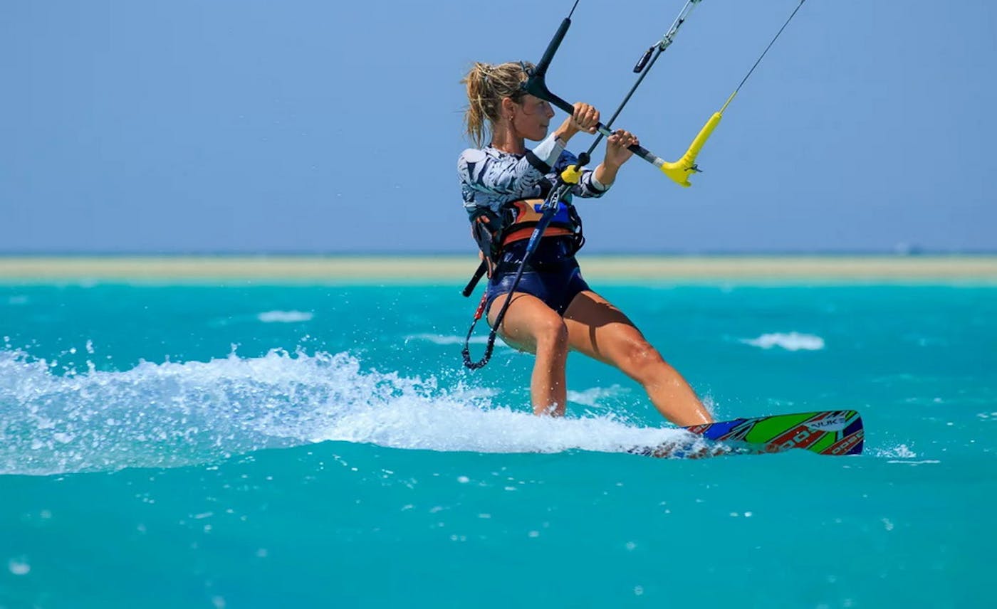 Book courses in iKite.Egypt - Kitesurfing